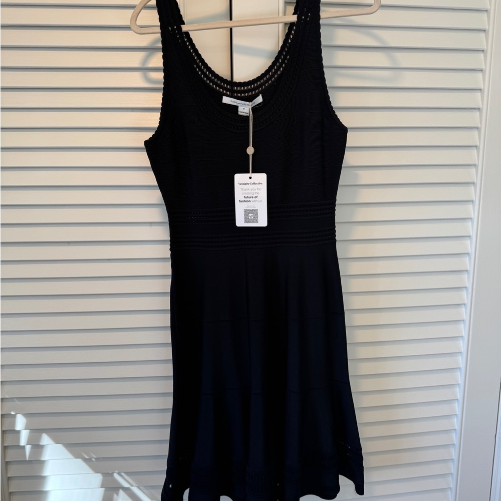 Diane Von Furstenberg Black Sheath Midi Dress with Scoop Neck for Cocktail